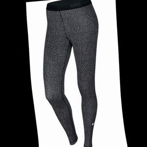Nike Pro Hyperwarm Polka Dot Tights/Leggins